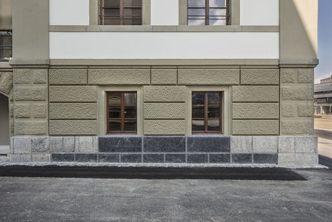 Carlo Bernasconi AG, Fassade, Berner Sandstein gelb